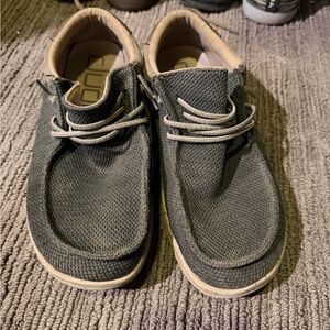 Hey Dude Men's Gray Boat Shoes